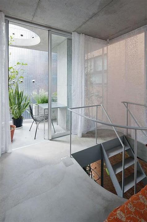 In this post i share are my 10 gardening vertically allows more sunlight and air to reach the plant which helps the plant be more. Ryue Nishizawa's Vertical Garden House in Tokyo | DesignRulz