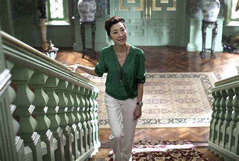Ea face echipa cu michael wong (un tip volubil si lipsit de griji, membru. Michelle Yeoh « Celebrity Gossip and Movie News
