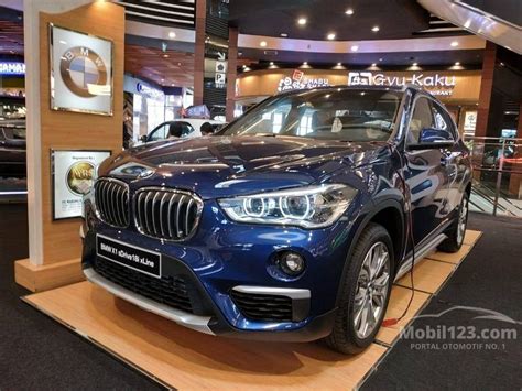 Its eagerness for action is shown above all in its athletic design. Jual Mobil BMW X1 2019 sDrive18i xLine 1.5 di DKI Jakarta Automatic SUV Biru Rp 770.000.000 ...