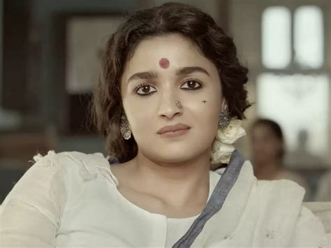 The First Reviews Of Alia Bhatts Gangubai Kathiawadi Are Out And People Have Mixed Reactions