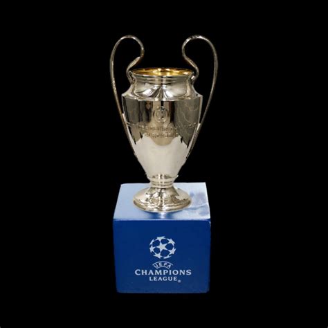 The trophée des champions, is a french association football trophy contested in an annual match between the champions of ligue 1 and the winners of the coupe de france. Uefa Champions League Trophy | This Wallpapers