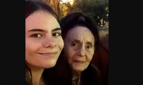La 85 de ani Adriana Iliescu nu se lasă și luptă pentru a i lăsa