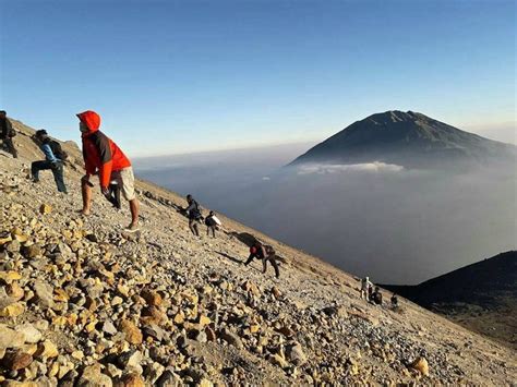 Info Harga Dan Rute Gunung Merapi Perhatikan Sebelum Mendaki