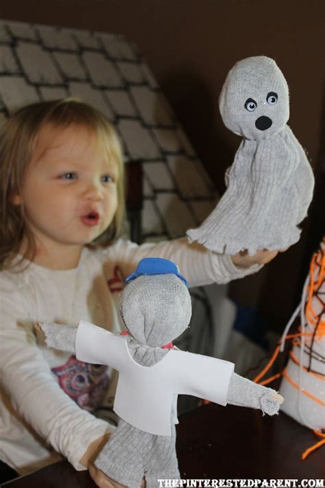 Halloween Sock Puppets The Pinterested Parent