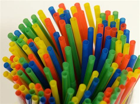 Single Use Plastic Straws Cutlery And Containers Could Be Banned In
