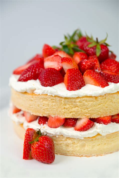 Homemade Strawberry Shortcake Cake R Food