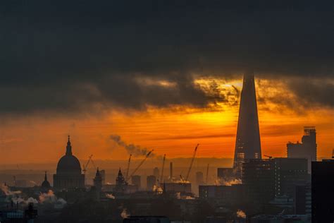 Beautiful Shots Of The Sun And Moon Over London Londonist
