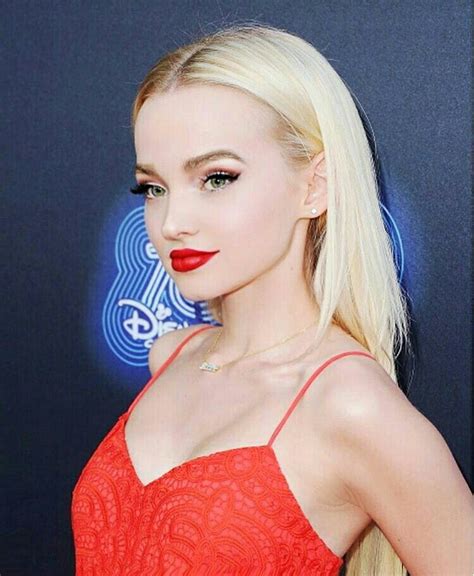 Disney Actresses Actors And Actresses Dove Cameron Style Liv And