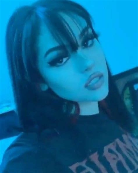 Maggie Lindemann Prom Eye Makeup Maggie Lindemann Edgy Makeup