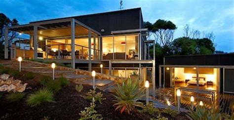 Renta, compra y venta de inmuebles en méxico: fachada casa terreno inclinado - Planos de Casas Gratis