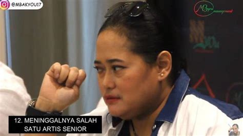 Deluxe1 dan galuhsuda memberi reputasi. Terawangan Mbak You di 2021 - Kematian Seorang Pelawak ...