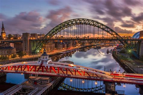 They reflect his interest in the streets and people of newcastle especially of central. السياحة في نيوكاسل أبون تاين 2020 - المسافرون الى اوروبا