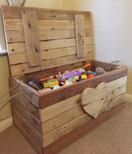 Using two unfinished wooden crates, you. HOME DZINE Home DIY | Toy Box made from Pallet Wood