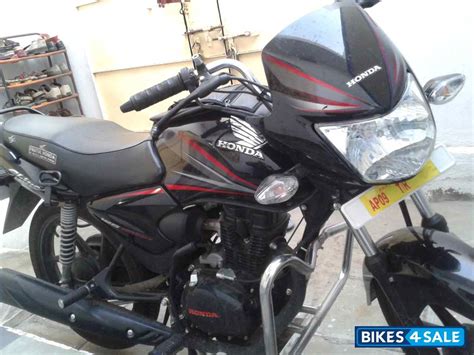 Acknowledging the evolving customer needs, honda has regularly reinvented the model. Used 2014 model Honda CB Shine for sale in Hyderabad. ID ...