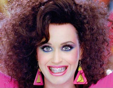 Katy Perry Makes Color Bands On Her Braces Look So Cool Brakets