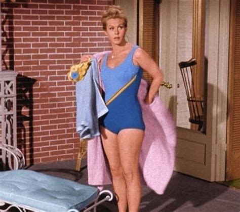 Elizabeth As Samantha Bewitched Elizabeth Montgomery Photo Fanpop Page