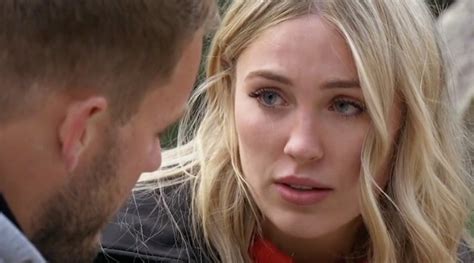 the bachelor 2019 spoilers cassie randolph quits the show reality rewind