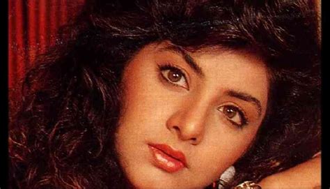 6 Bollywood Actresses Who Died At A Young Age Under Mysterious
