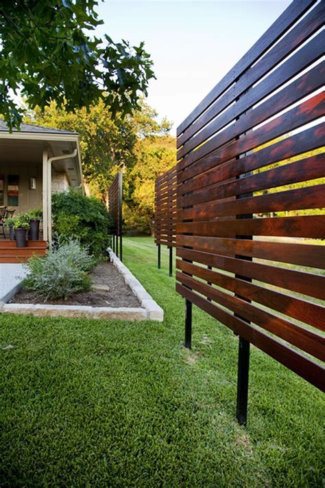 Stunning Privacy Fence Line Landscaping Ideas 1 Backyard Privacy