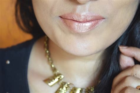 Most Popular Instagram Beauty Trend Glitter Lips Beauty