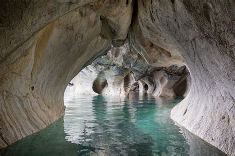 Premium Photo Unusual Marble Caves On The Lake Of General Carrera