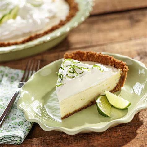 Classic Key Lime Pie With Gingersnap Crust