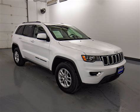 Pre Owned 2018 Jeep Grand Cherokee Laredo E 4wd