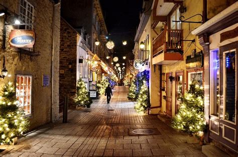 Here's why quebec city is an equally magical place to visit at christmas. The Ever Chic Quebec City | Quebec city christmas, Old ...