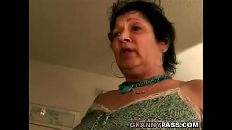 Granny Receives Facial Cumshot After Blowjob Pornoramacom