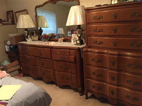 Antique Bedroom Furniture antique appraisal | InstAppraisal