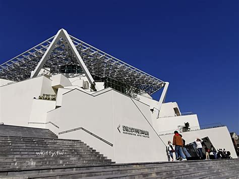 Search for text in self post contents. 【台南拍照景點】台南美術館2館,純白色藝術殿堂,I'M COFFE打卡熱點 - 小環妞 幸福足跡