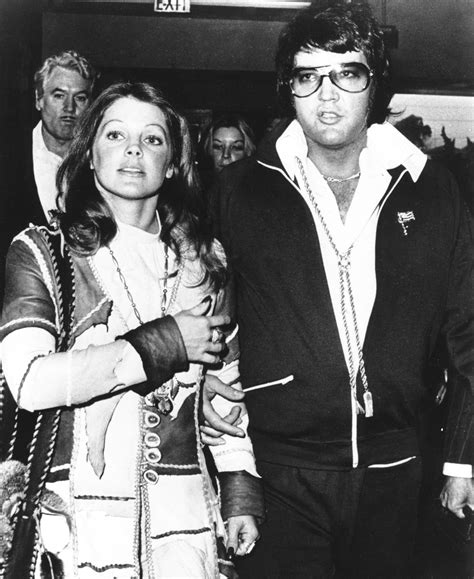 Priscilla Presley Realized A Dark Truth When She Held Elvis Presley S Hand In Divorce Court