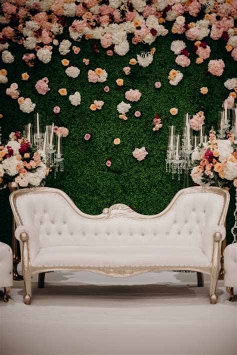 30 Brilliant Photo Booth Backdrop Ideas For A Spectacular Event
