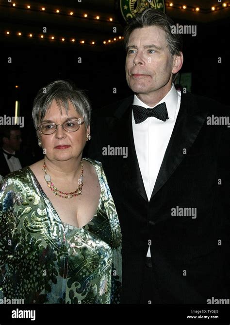 Stephen King And Wife Tabitha Pose For Pictures At The 2003 National
