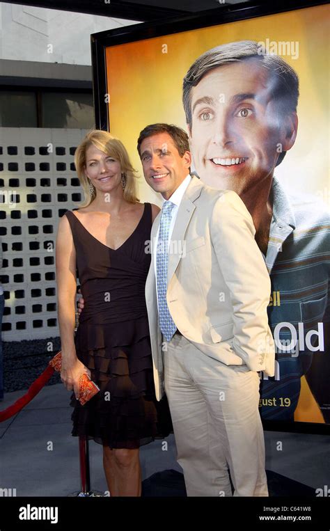 Nancy Walls Steve Carell At Arrivals For The 40 Year Old Virgin