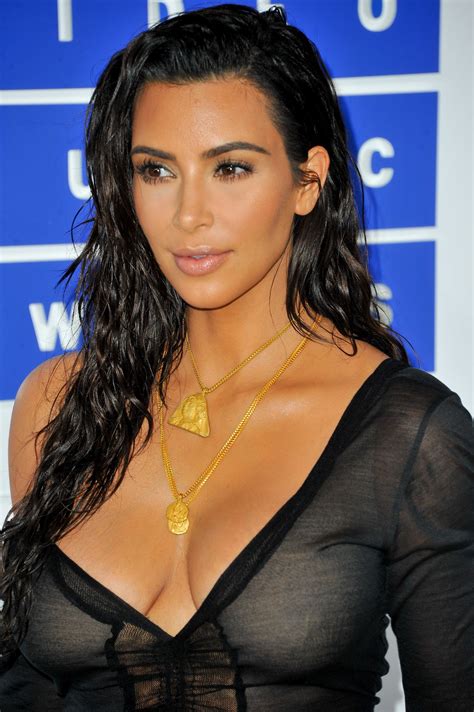5 times kim kardashian s hair was ahead of the game photos w magazine femalehairstylestrends
