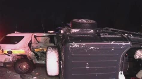 Illinois State Police Trooper Hurt In Multi Vehicle Crash On Westbound