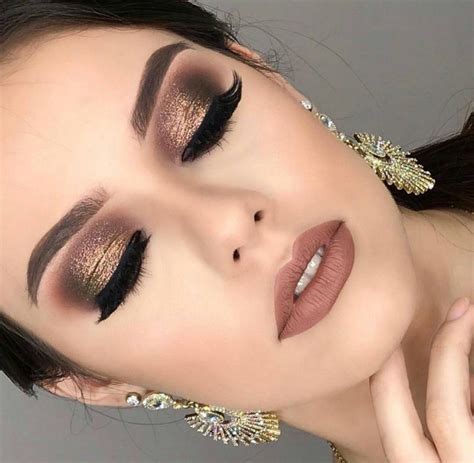 40 Glamorous Party Makeup Looks For Holiday Occasions Holiday Makeup