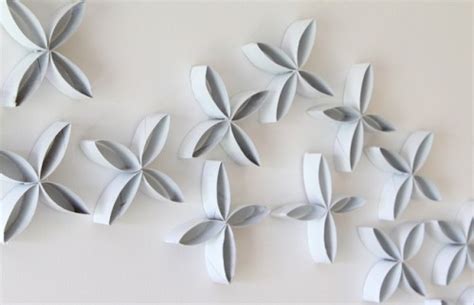 Diy Modern Wall Decorations Of Toilet Paper Rolls Shelterness