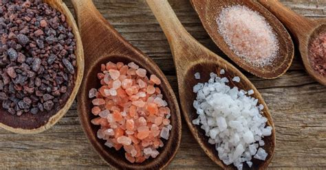 Sea Salt Vs Table Salt Differences And Health Benefits