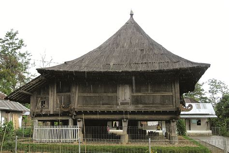 Lampung adalah sebuah provinsi yang terletak di ujung pulau sumatera, indonesia. Ciri Khas Rumah Adat Lampung dengan Bentuk Rumah Panggung