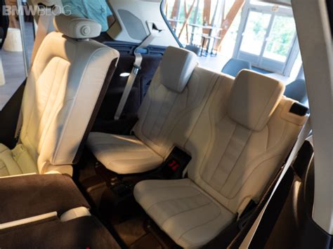 We don't expect any bigger change on the inside as well. First look at the third-row seat in the new BMW X5 | i NEW ...