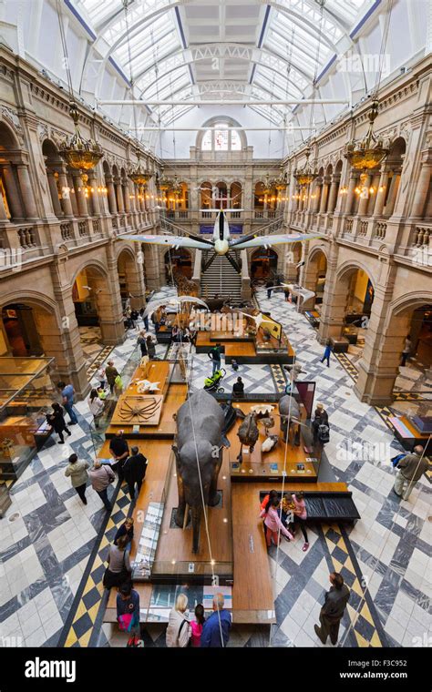 The Kelvingrove Art Gallery And Museum Hi Res Stock Photography And