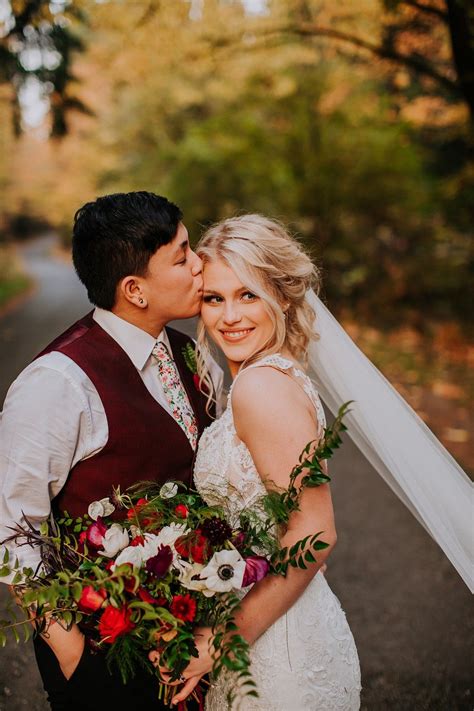 Genaro photography specializes in wedding photography in bellingham seattle, ferndale, lynden, mount vernon, marysville, bellevue the san juans islands and more. Bold fall brewery wedding in Bellingham, Washington | Lesbian wedding photography, Lesbian ...