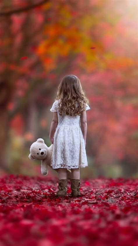 Autumn Sad Lonely Little Girl Wallpapers 1080x1920 205543