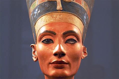 Nefertiti Bust Discover The Iconic Egyptian Bust Of Nefertiti