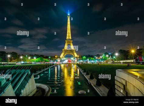 Eiffelturm Jardins Du Trocadero In Paris Fotos Und Bildmaterial In