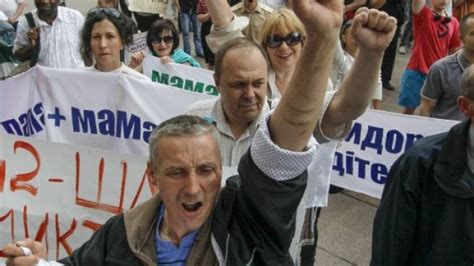 Fotos Protesta Contra El Orgullo Gay En Ucrania Cooperativacl