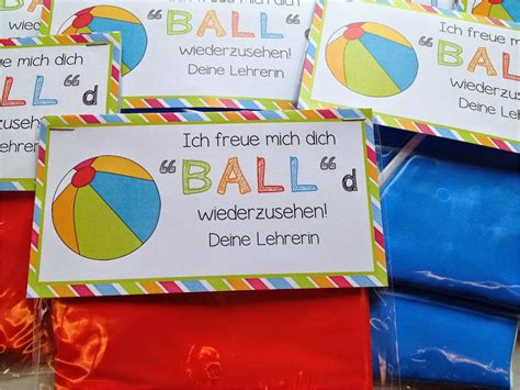 Begrüßungsgeschenk für meine klasse (ideenreise) kleines geschenk zum schulstart ich habe beschlossen, dass meine klasse zum schultsart dieses mal auch stifte mit einem dekorativen fähnchen bekommt. Warme Dusche Grundschule Vorlage Angenehm Klassenkunst ...