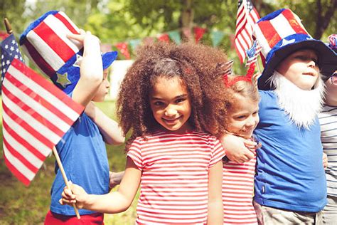 6000 Fourth Of July Kids Stock Photos Pictures And Royalty Free Images